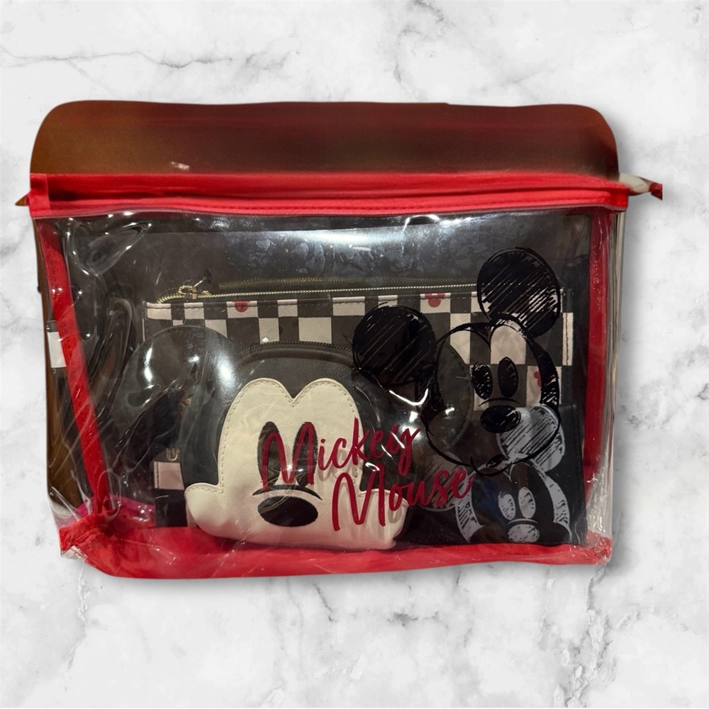 Disney Mickey Mouse 4-in-1 Pouch!
